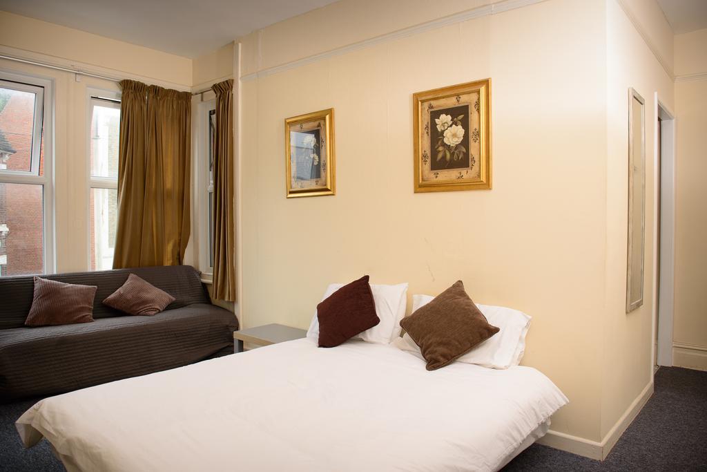 Polygon Villas Southampton Camera foto